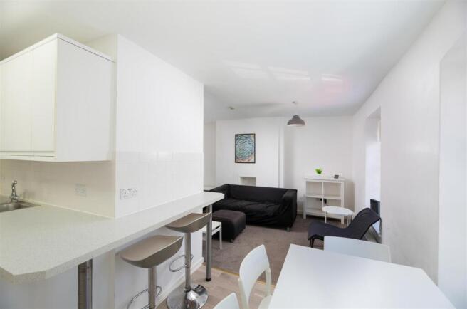 39 Princess Victoria St-3.jpg