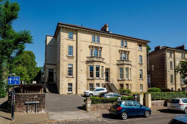 FFF 141 Whiteladies Road BS8 2QB-3.jpg