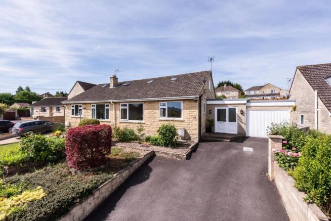 26 Lytton Gardens, Bath, BA2 1LW-1.jpg