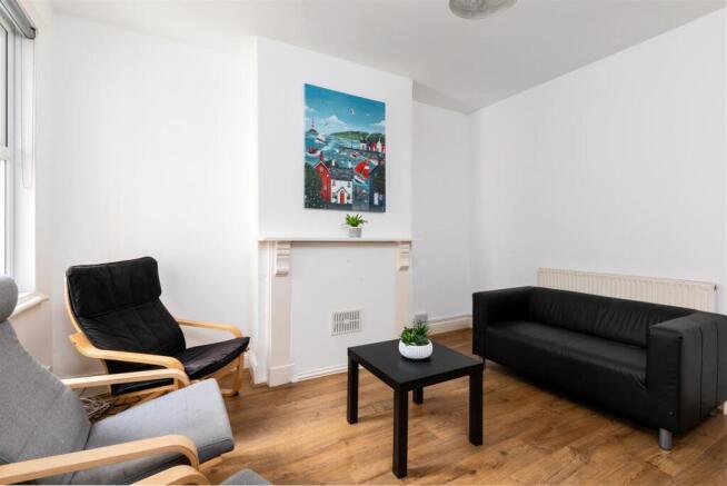 12 Coronation Road-5.jpg