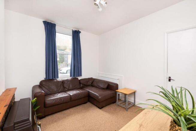 31 Dartmouth Avenue-3.jpg