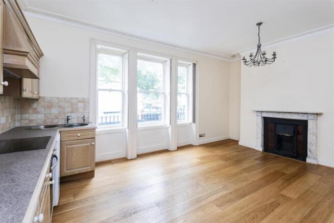 Flat 4, 6 Kensington Place, Bath, BA1 6AW-4.jpg