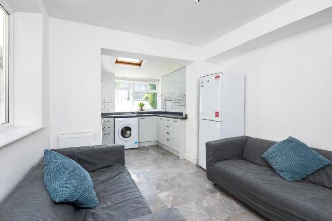 5 Canterbury Road, Bath, BA2 3LG-3.jpg