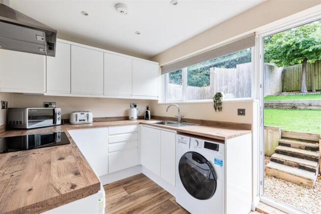 17 Windrush Close, Bath BA2 1PL-6.jpg