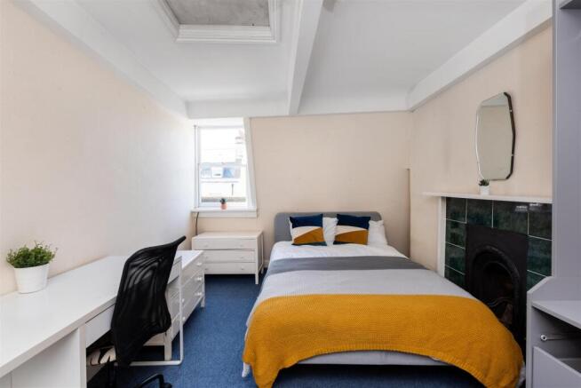 Top Floor Flat, 6 Bathwick Street-7.jpg