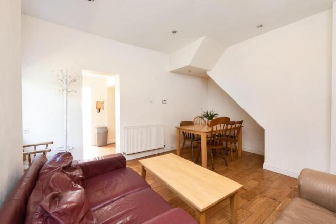 16 Ringwood Road-3.jpg