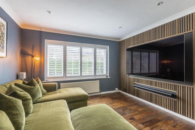 Lounge / Dining Room