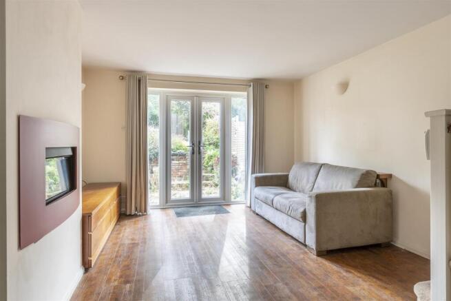 Sitting / Dining Room
