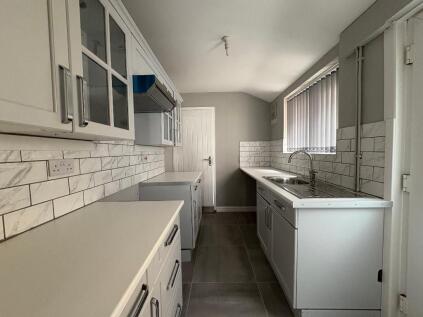 Cambridge Street, South Luton, Luton, Bedfordshire, LU1 3QT