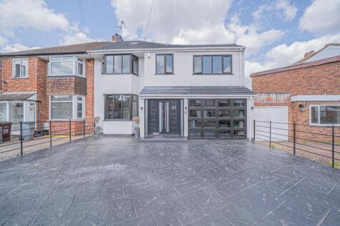 Leafield Road, Solihull, B92