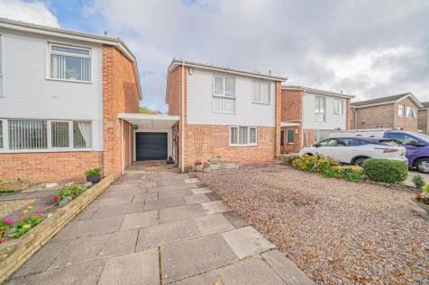 Wharton Avenue, Solihull, B92