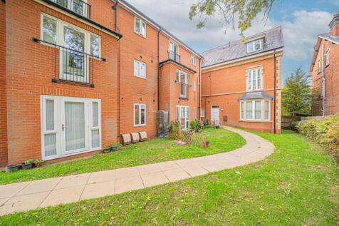 Warwick Road, Solihull, B92