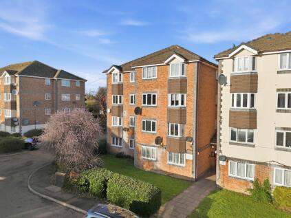 Tennyson Close, Scotland Green Road EN3