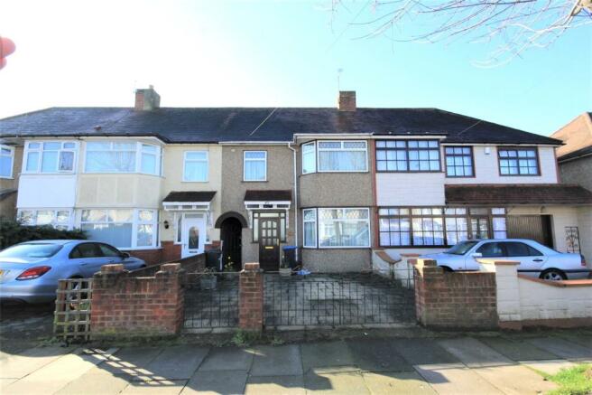 3 bed houses for sale in enfield