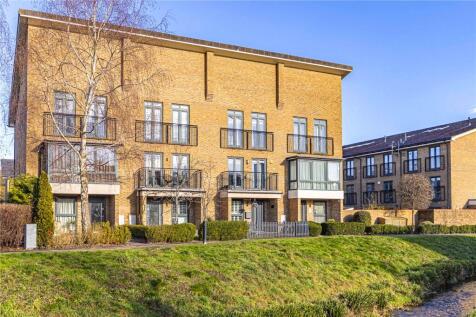 Sheldon Way, Berkhamsted, Hertfordshire, HP4