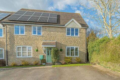 Five Trees Close, Tetbury