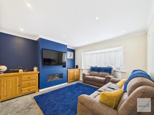 CAM03394G0-PR0307...