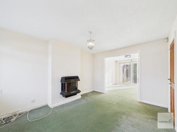 CAM03394G0-PR0384...