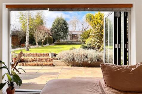 Arundel Road, Angmering, West Sussex