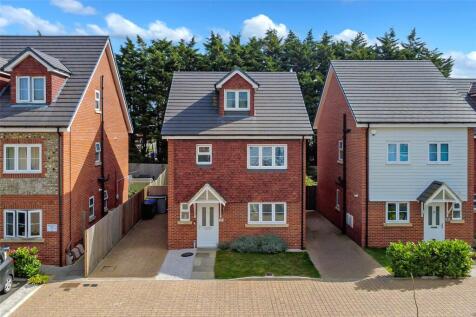 Quiet Waters Close, Angmering, West Sussex