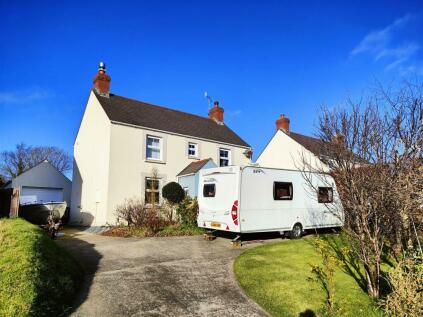 Fishguard - 3 bedroom detached house for sale