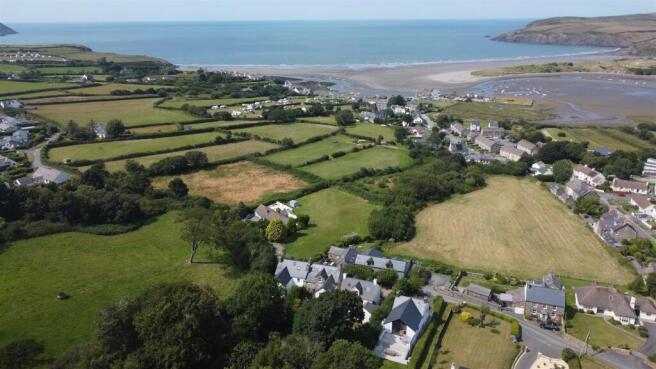 Llys Y Coed,, Feidr Ganol Newport, Pembrokeshire,