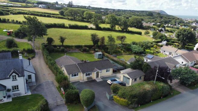 Parc Y Nant,, Parrog Road Newport, Pembrokeshire,