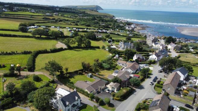 Parc Y Nant,, Parrog Road Newport, Pembrokeshire,