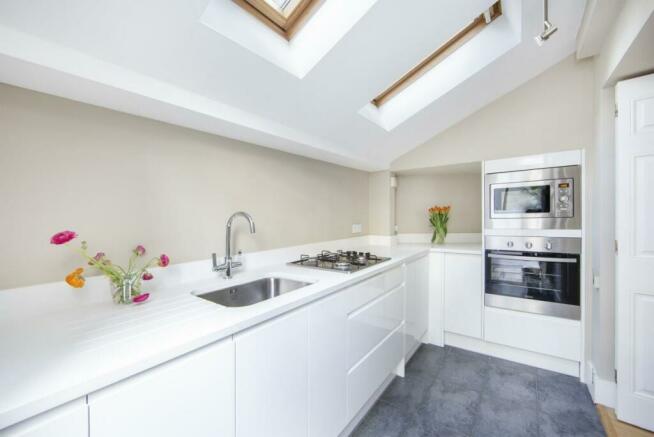 Sales Hammersmith Westwick Gardens - Kitchen.jpg