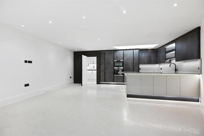 Poplar Grove - KitchenD1 (1).JPG