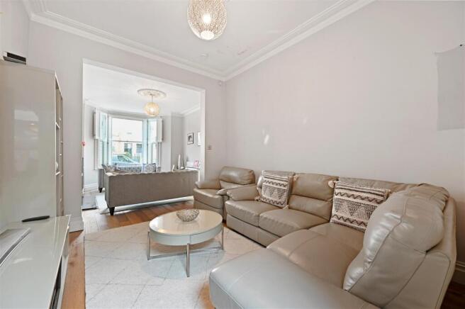 Batoum Gardens - ReceptionA3 (1).JPG