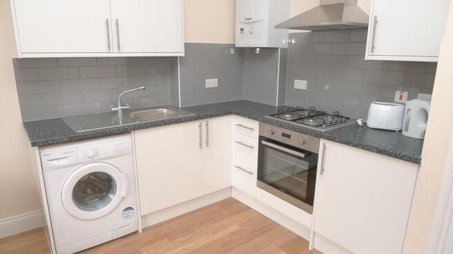 Lettings Hammersmith Woodstock Grove - Kitchen.jpg