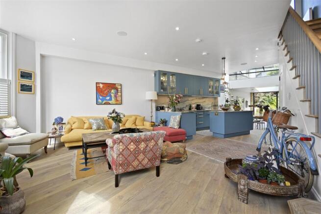 Sulgrave Road - Reception.jpg