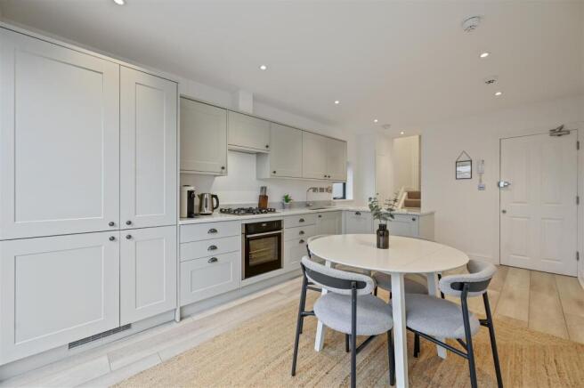 Bloemfontein Road - KitchenB1 (1).JPG