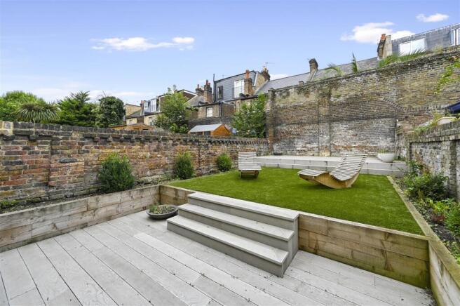 BCFBL - Loftus Road - GardenA2-1.jpg