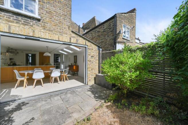 BCFBL -Becklow Road - Garden C (4).JPG