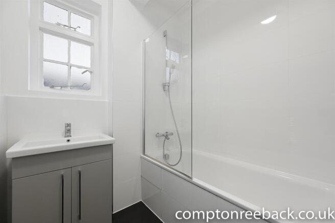 CR - 38 Florence Court - Bathroom3 (1).jpg