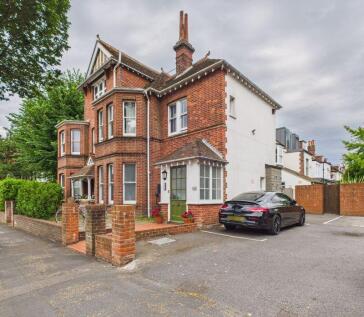 Ground Floor Flat, Sackville Road, Hove