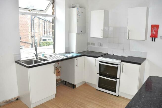 KITCHEN DINING ROOM