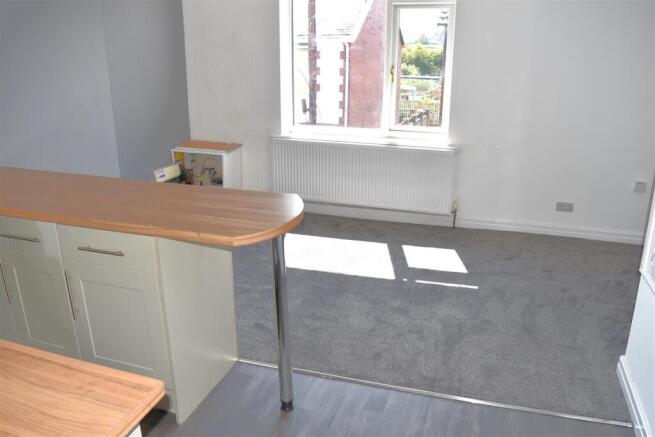 LOUNGE DINING KITCHEN