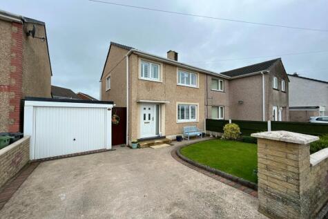 Border Avenue, Cleator Moor, CA25