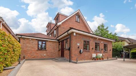 Wellesley Avenue, Northwood, HA6