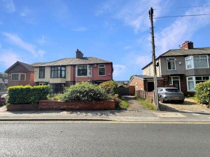 Chapeltown Road, Bromley Cross, Bolton, Greater Manchester, BL7 9AD