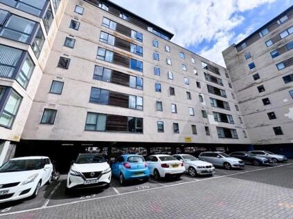 Falcon Drive, Cardiff, Cardiff, CF10 4RE