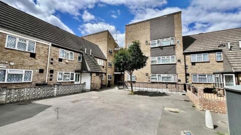 Midsummer Avenue, Hounslow, Middlesex, TW4 5AZ