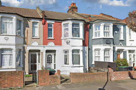Stirling Road, Wood Green, London, N22 5BL