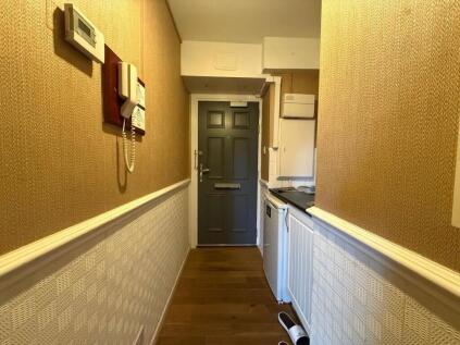 Hindmarsh Close, London, E1 8HU