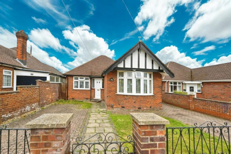 Welbury Avenue, Luton, LU3 2DZ