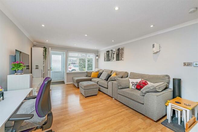 2 bedroom terraced house for sale in Browning Close, Hampton, TW12