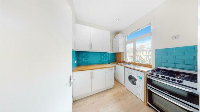 Flat 1, 358 brockley road  - Fi42bSDsW55hX7rCAliU.